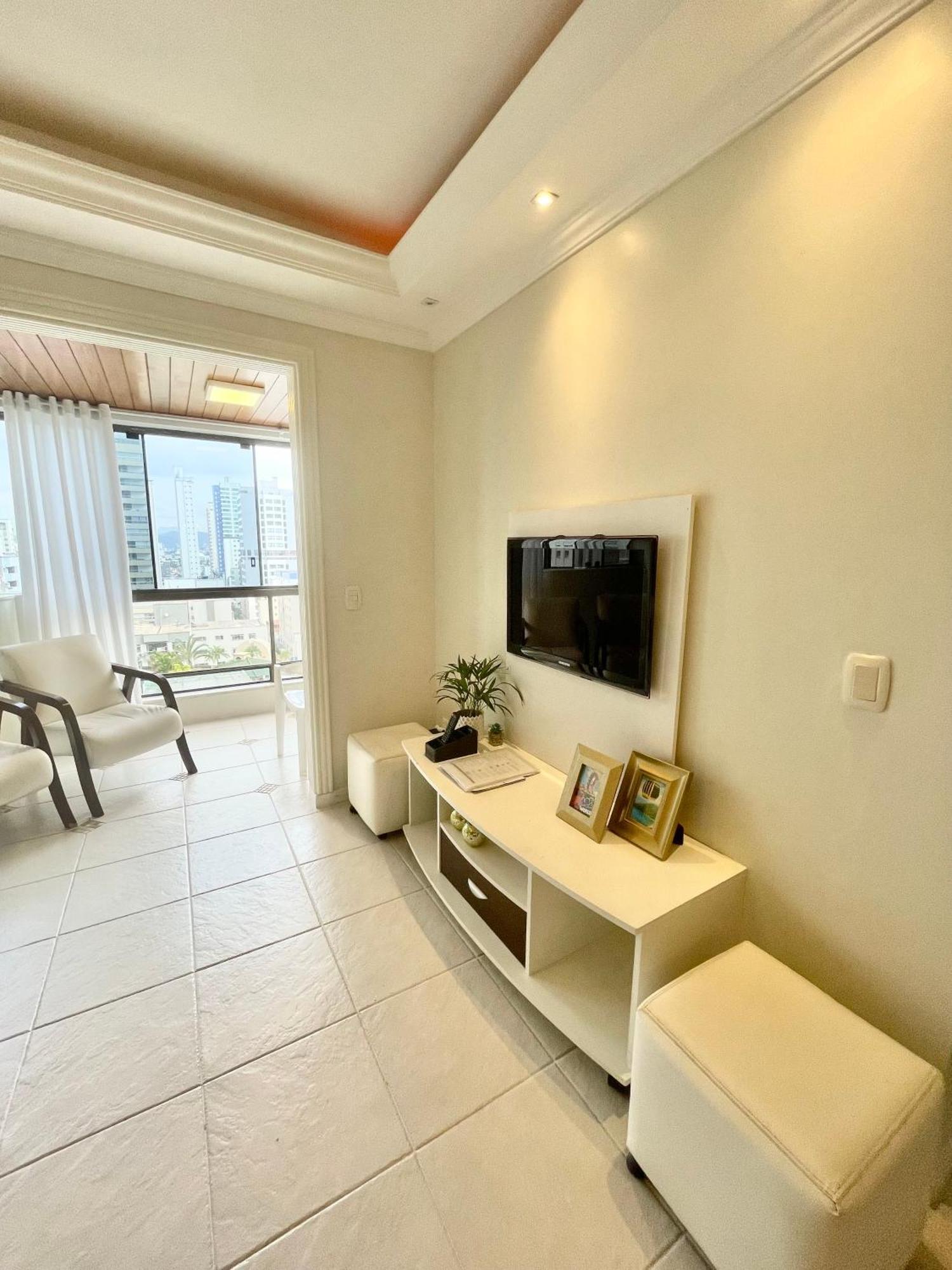 Otima Localizacao Quadra Mar A 50m Da Apartamento