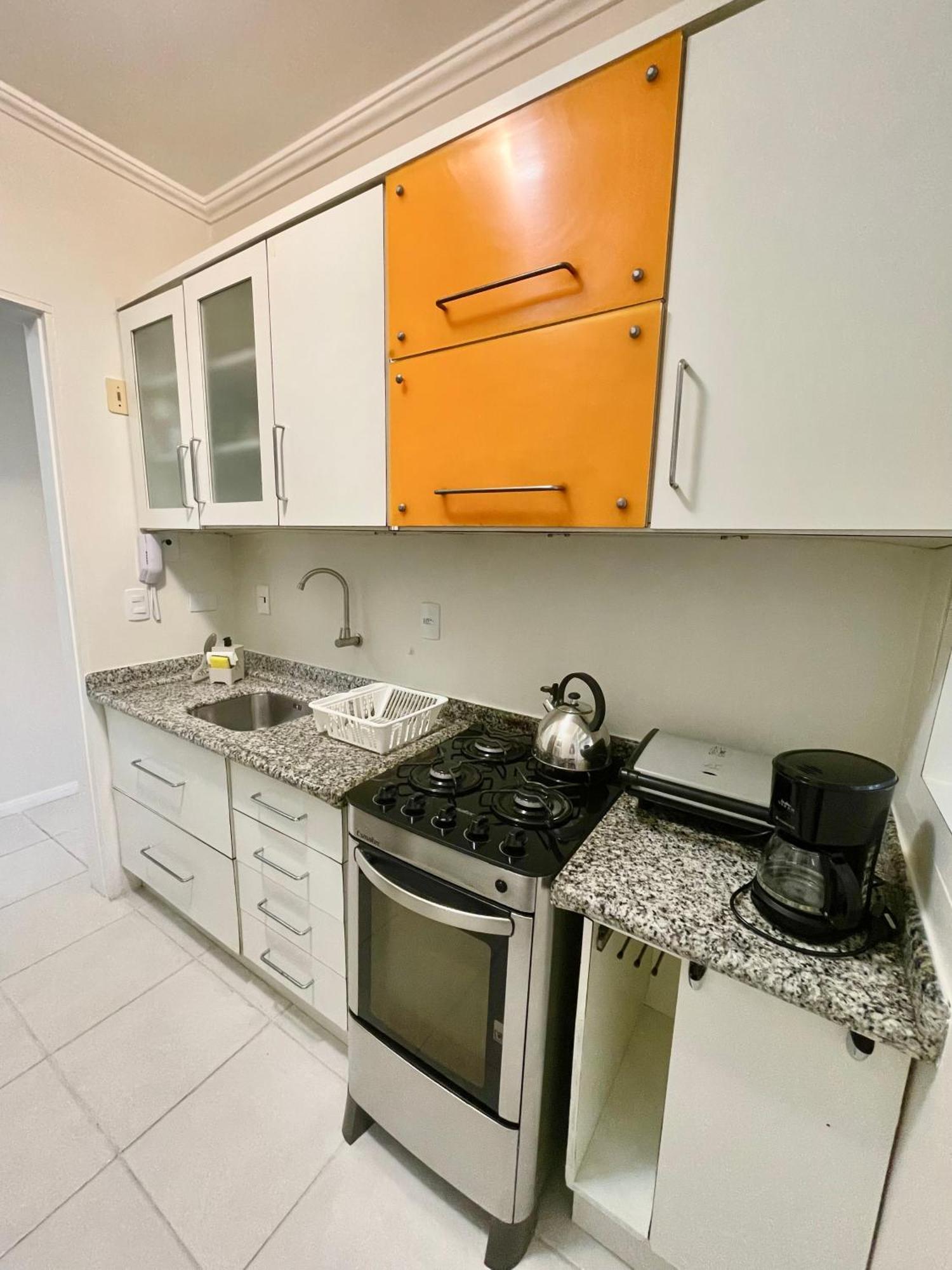 Otima Localizacao Quadra Mar A 50m Da Balneario Camboriu